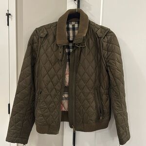 Gorgeous Burberry Brit army green bomber jacket. Size small, excellent condition